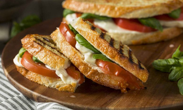 mortadella sandwich
